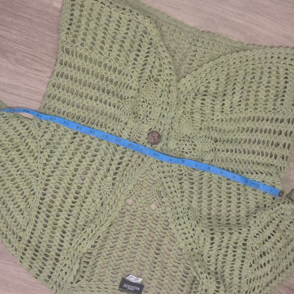 One Resource Green Sweater - Picture 5 of 6